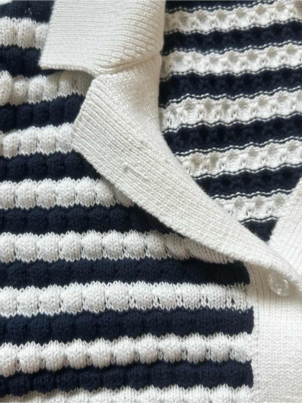 Striped crochet like top - Picture 2 of 3